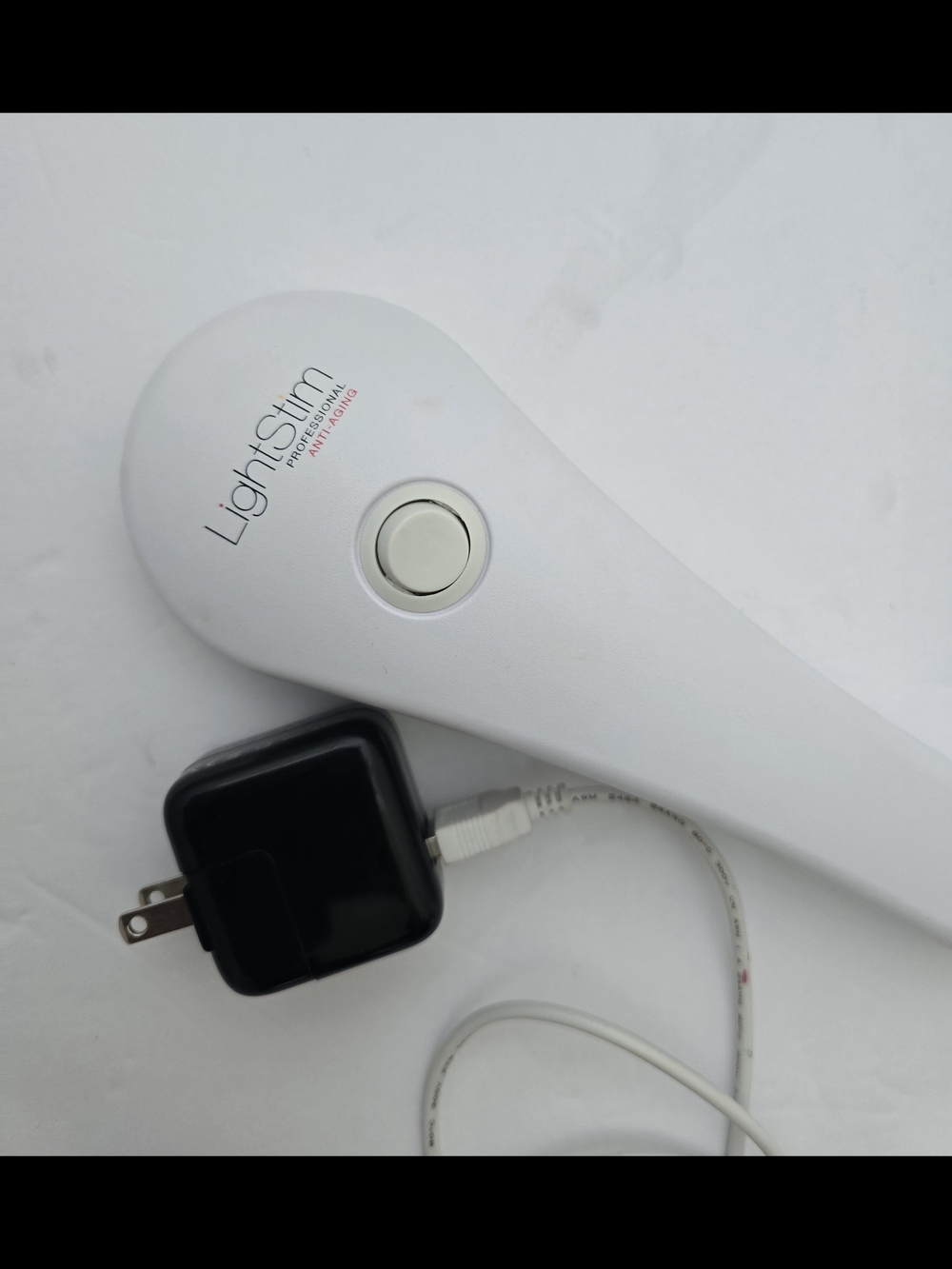 LightStim Professional LED Therapy Device - White